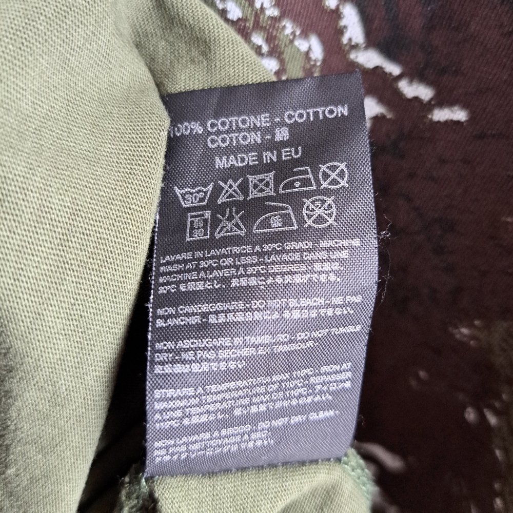 Marcelo Burlon County of Milan Snake and Skull Tee in Brown and Olive - Picture 9 of 9